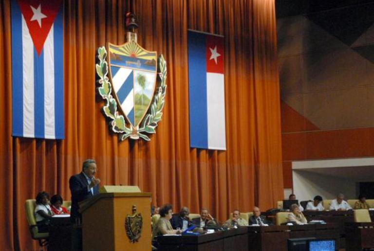 Raul castro-parlamento