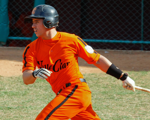 Aledmis Díaz  lidera a los bateadores en la LI Serie Nacional de Béisbol 