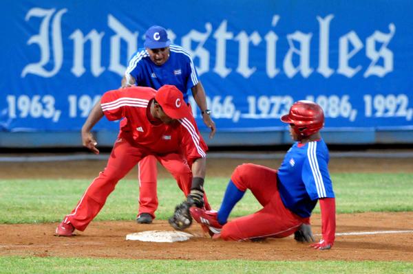 Cuba Rojo Vs. Cuba Azul - Segundo Partido