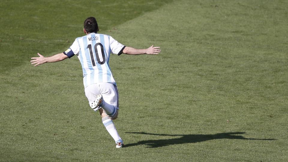 Messi celebra