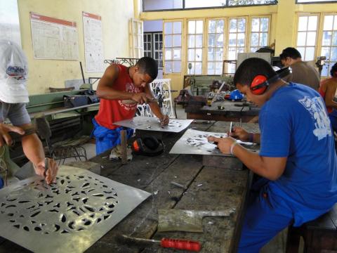 trabajadores cubanos-Nuevo Código del trabajo