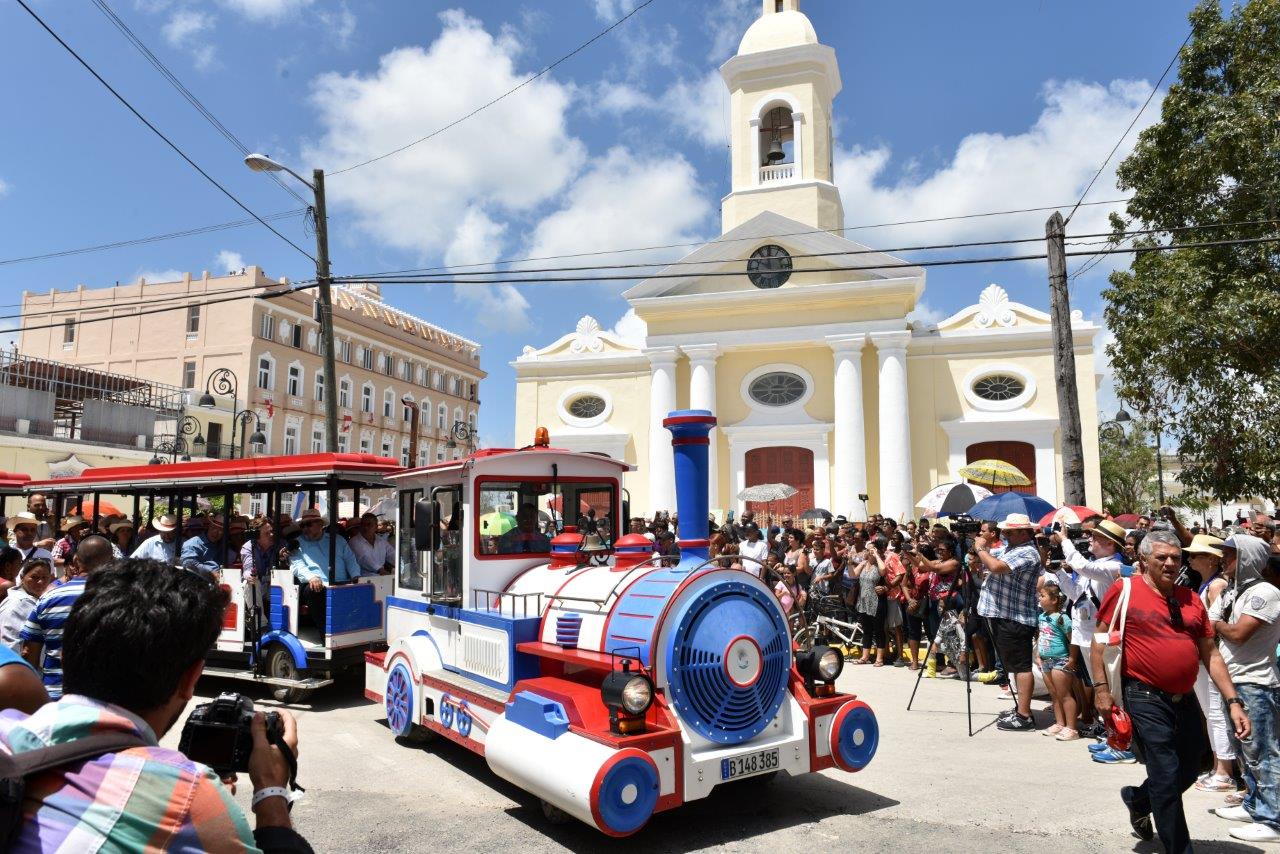 Turistas - Pueblo  de Sagua La Grande
