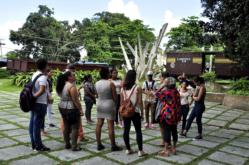 Visita al monumento del tren blindado