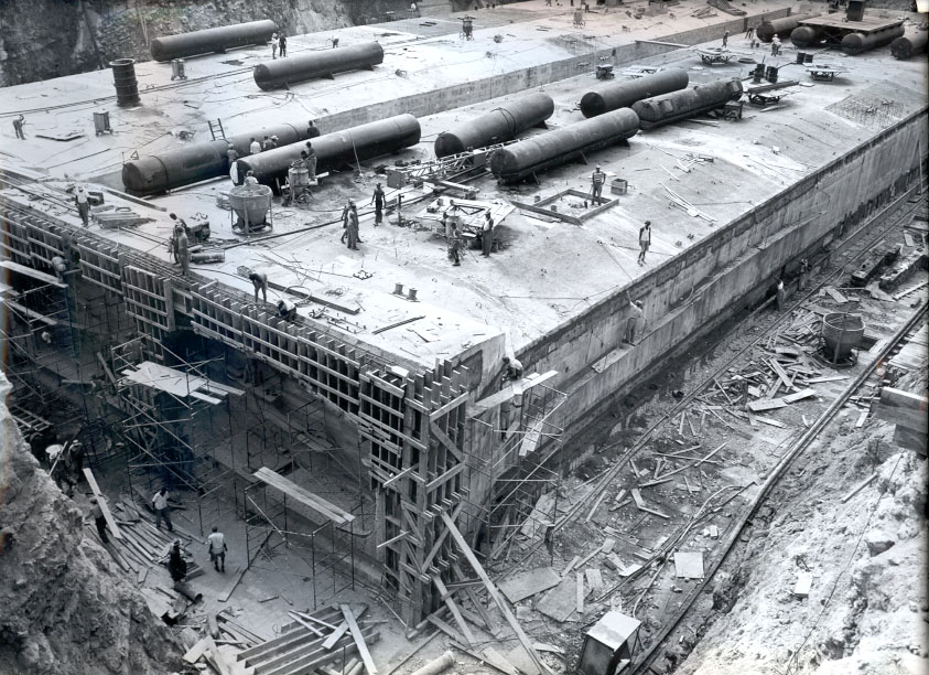 Carriles de hormigón, diseñados para soportar toneladas de agua Carriles de hormigón, diseñados para soportar toneladas de agua