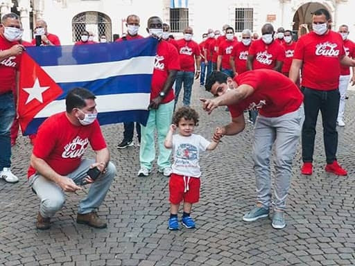 medicos cubanos en lombardia