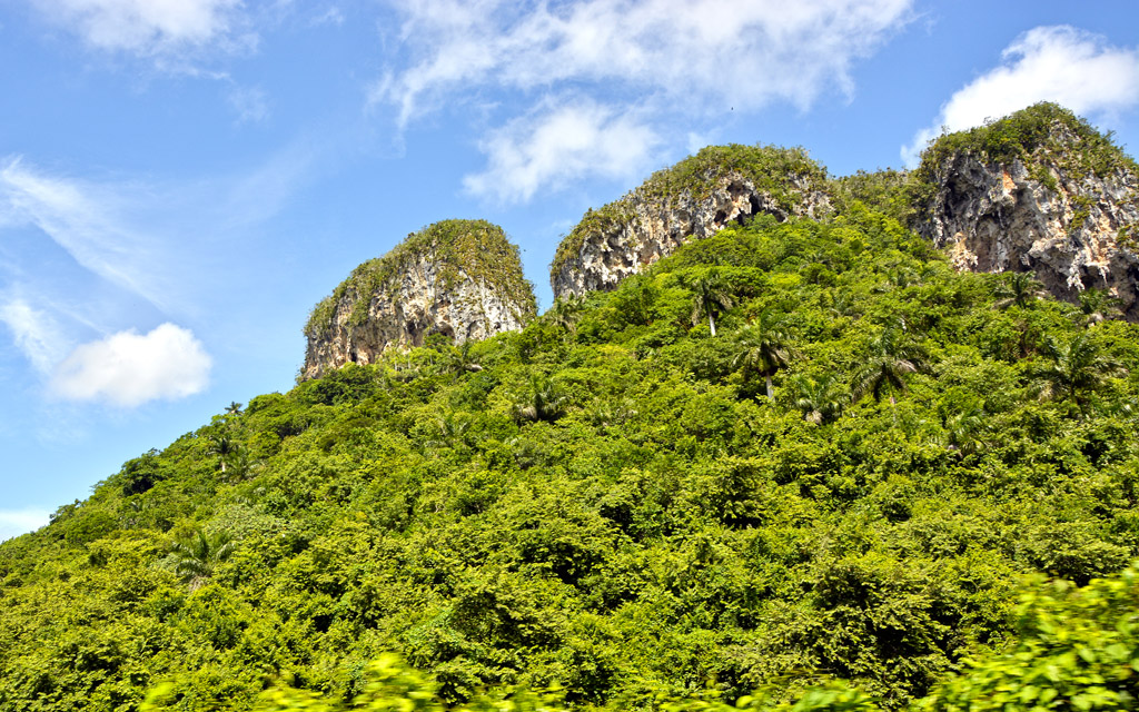 Viñales- mogotes