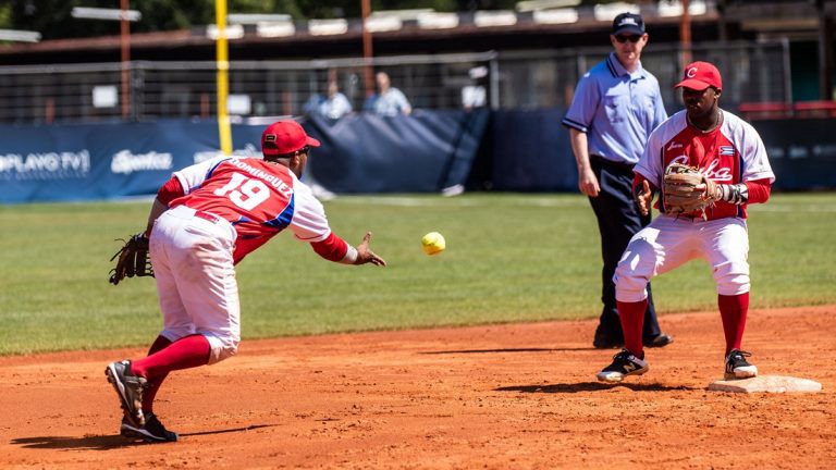 Softbol cubano-Topes-Colombia