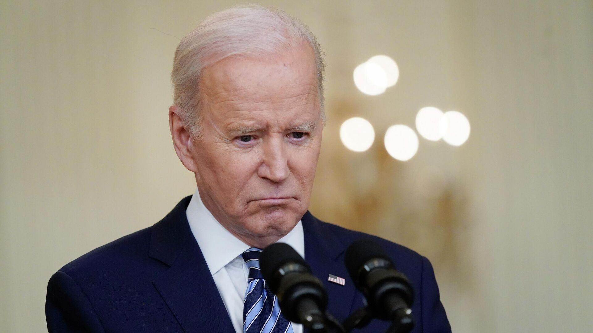Biden con duda