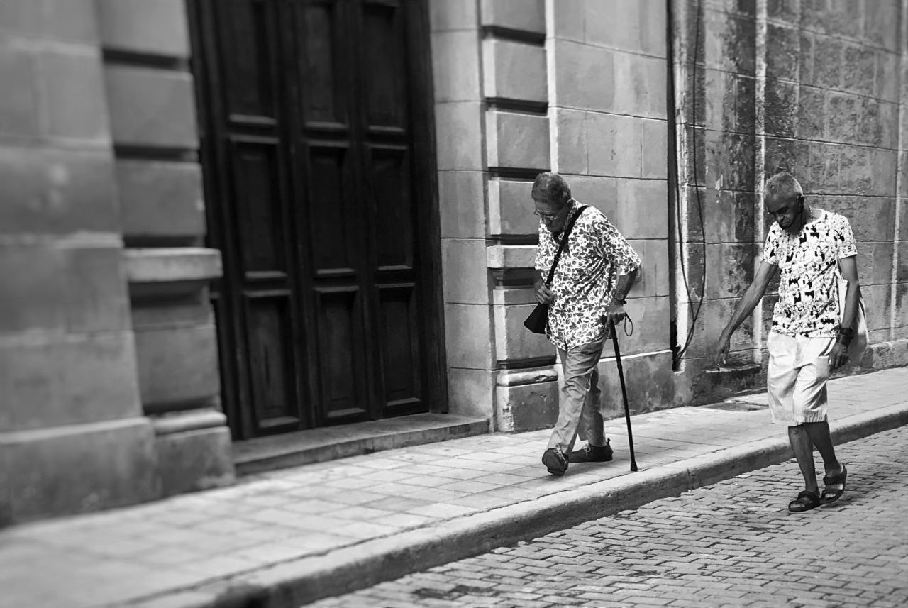 Ancianos en Cuba