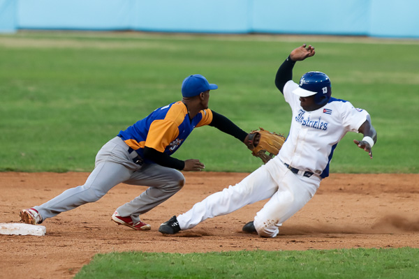 Liga Elite: Industrailes vs Sancti Spiritus