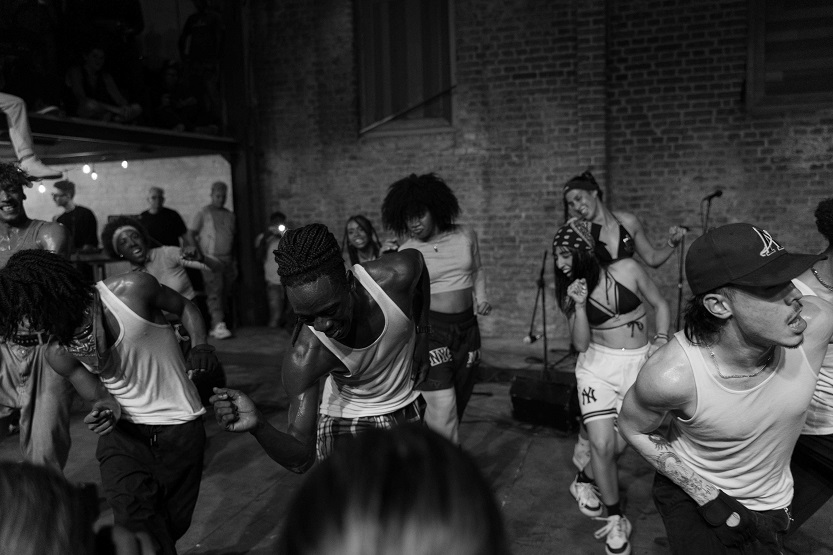 Los Datway, con una coreografía compuesta por varias canciones del momento, en el Getting Funky in Havana, 2024