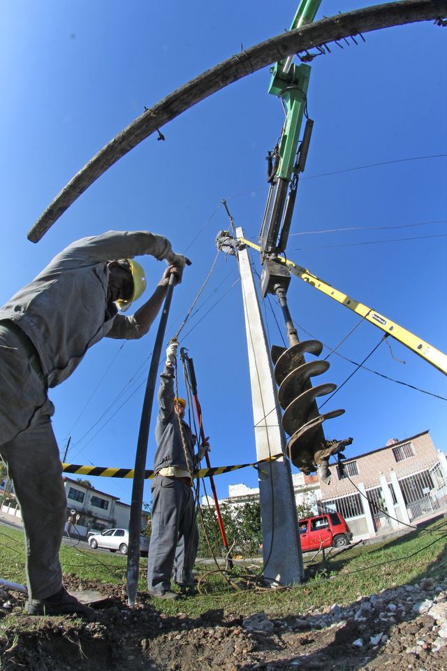 Avanza recuperación de sistema eléctrico de Cuba tras paso de huracán (+Foto)