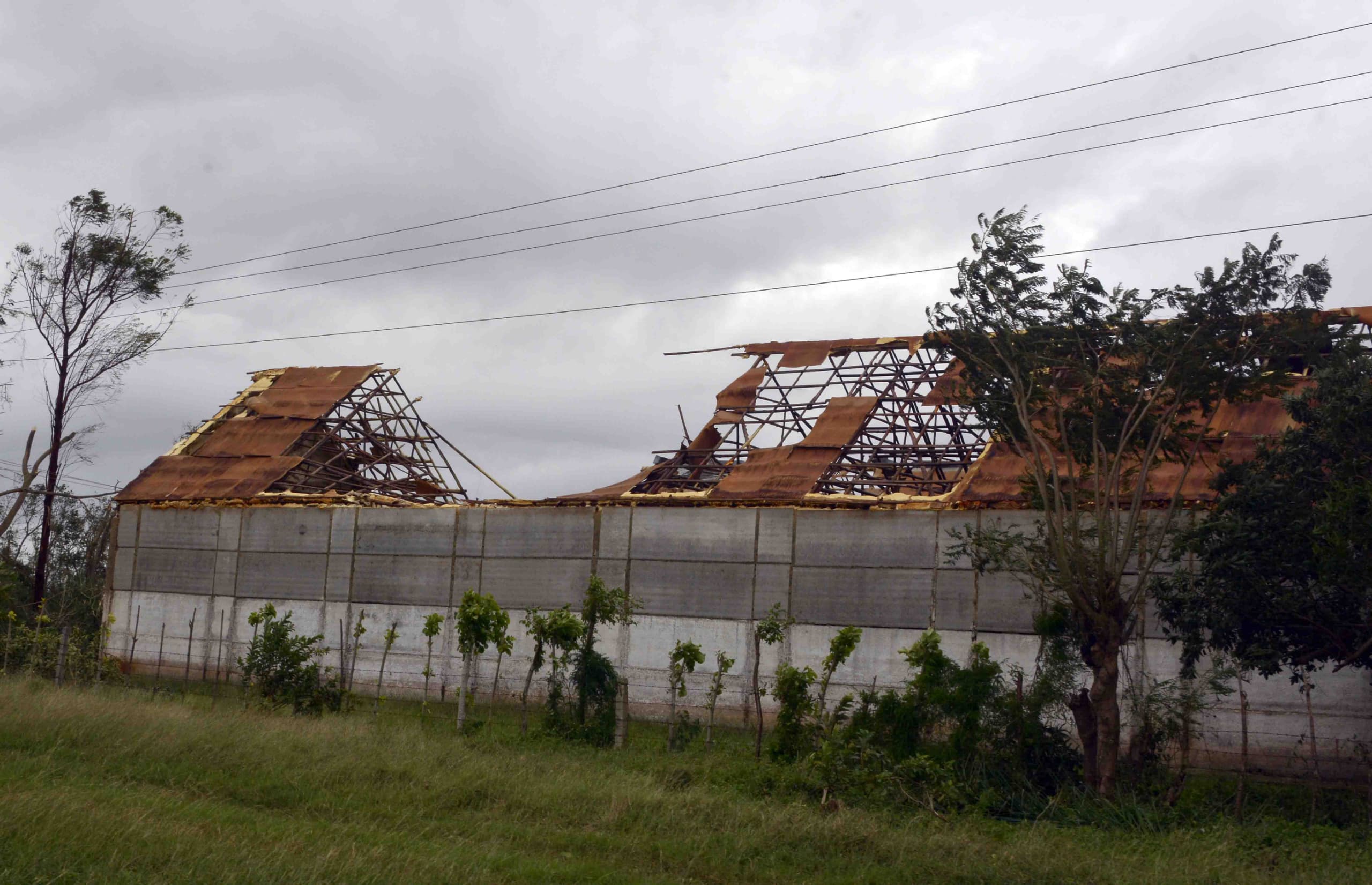 Paso del huracán Rafael por Alquízar