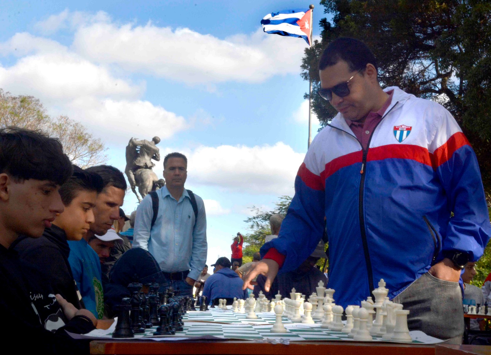 Con el lanzamiento de las tomas deportivas Siempre Joven, el sistema deportivo cubano recibe el 2025 con un renovado espíritu.