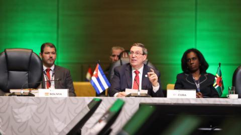 Cuba no es una amenaza a la seguridad nacional de los Estados Unidos Cuba no es una amenaza a la seguridad nacional de los Estados Unidos