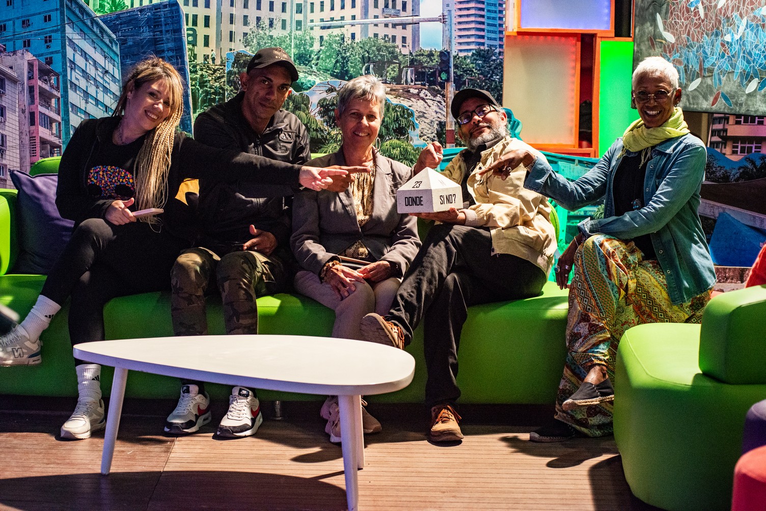 Programa televisivo ¿Dónde si no?