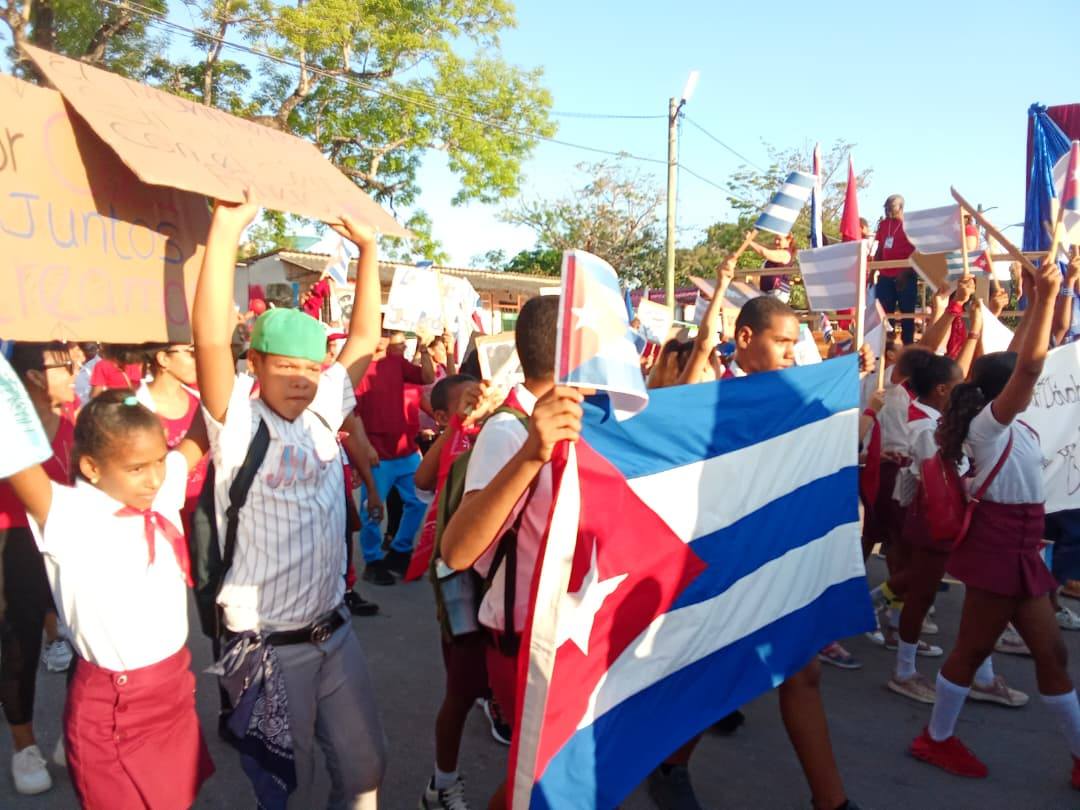 Desfile por el primero de mayo 