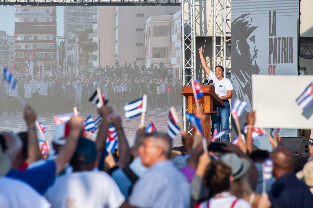 Desfile por el primero de mayo en La Habana